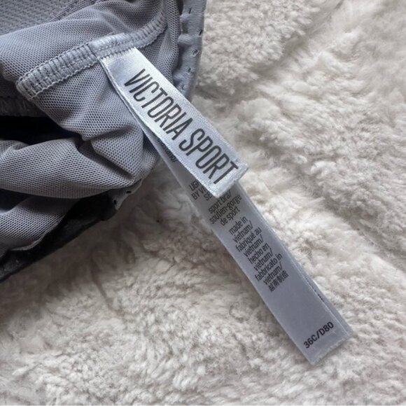 Victoria's Secret | Black, White and Gray Mesh Lightweight Sports Bra | Size 36C - Picture 6 of 8